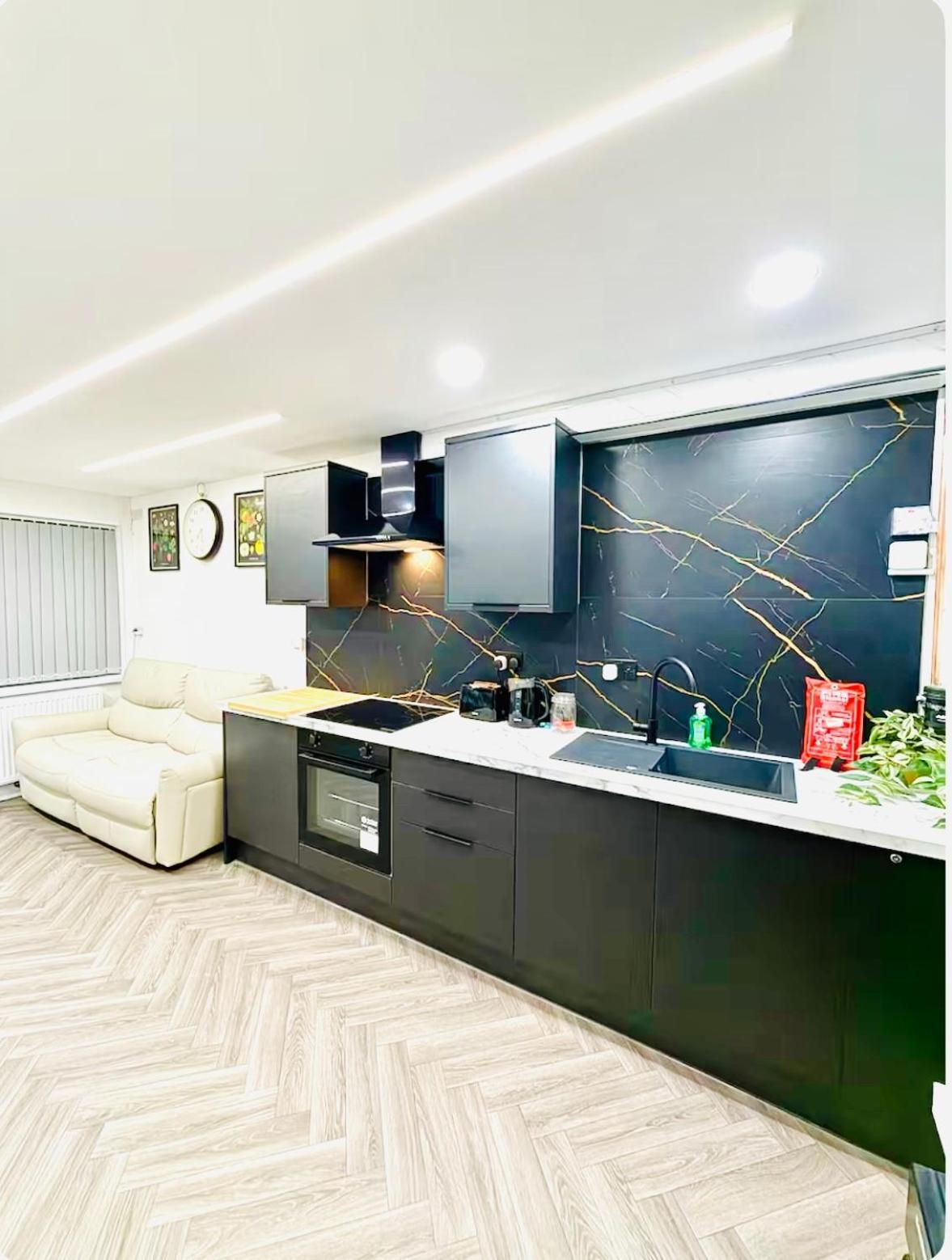 Birmingham City Centre- 9 Bed House With Free Parking Exteriér fotografie